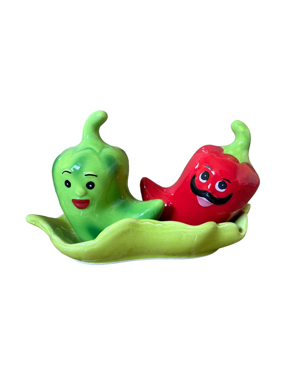 Salt & Pepper Shaker Set