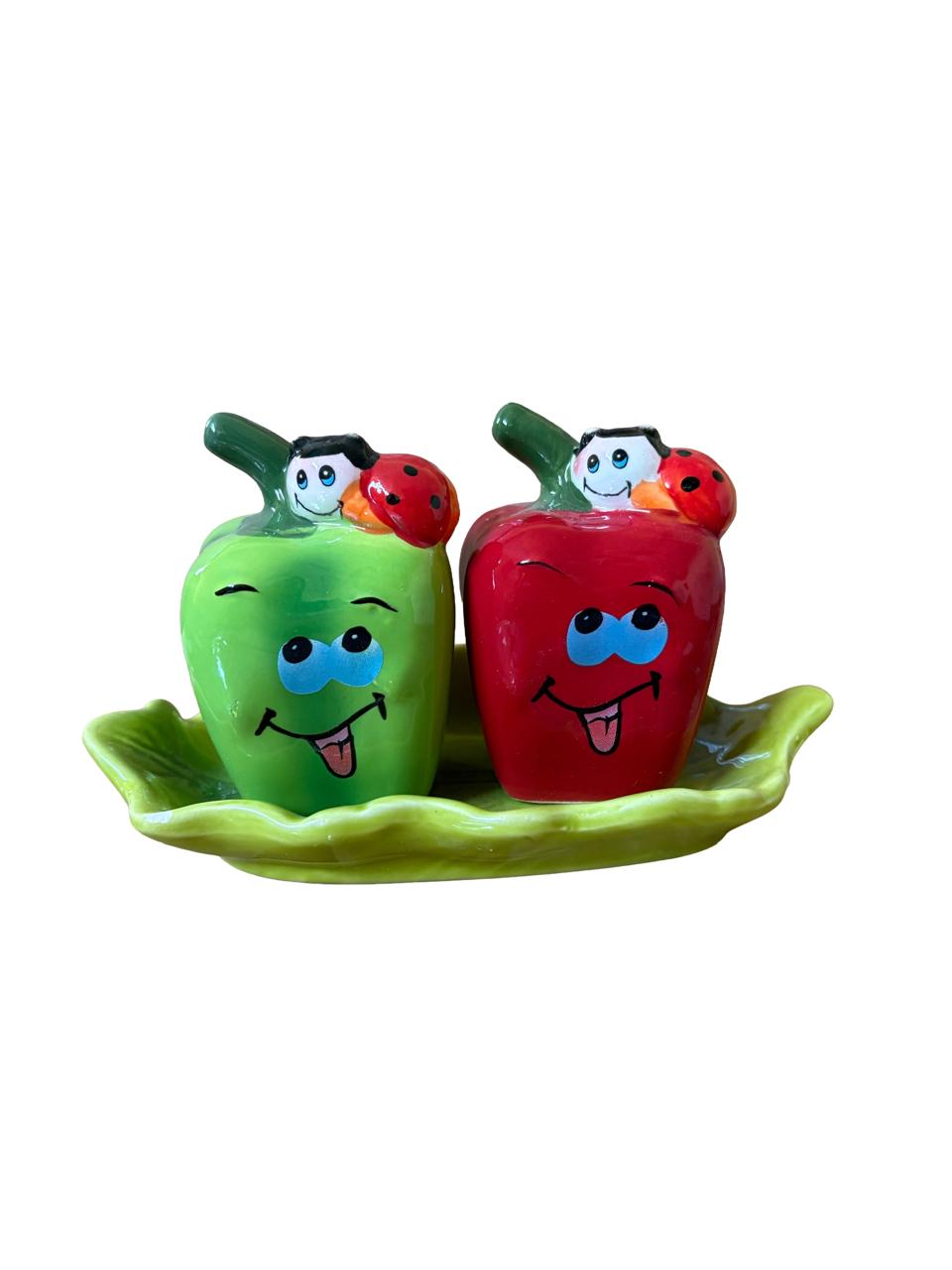 Salt & Pepper Shaker Set